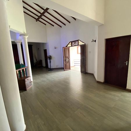 The Serene House Негомбо Екстер'єр фото