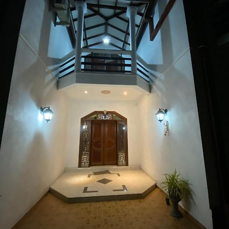 The Serene House Негомбо Екстер'єр фото