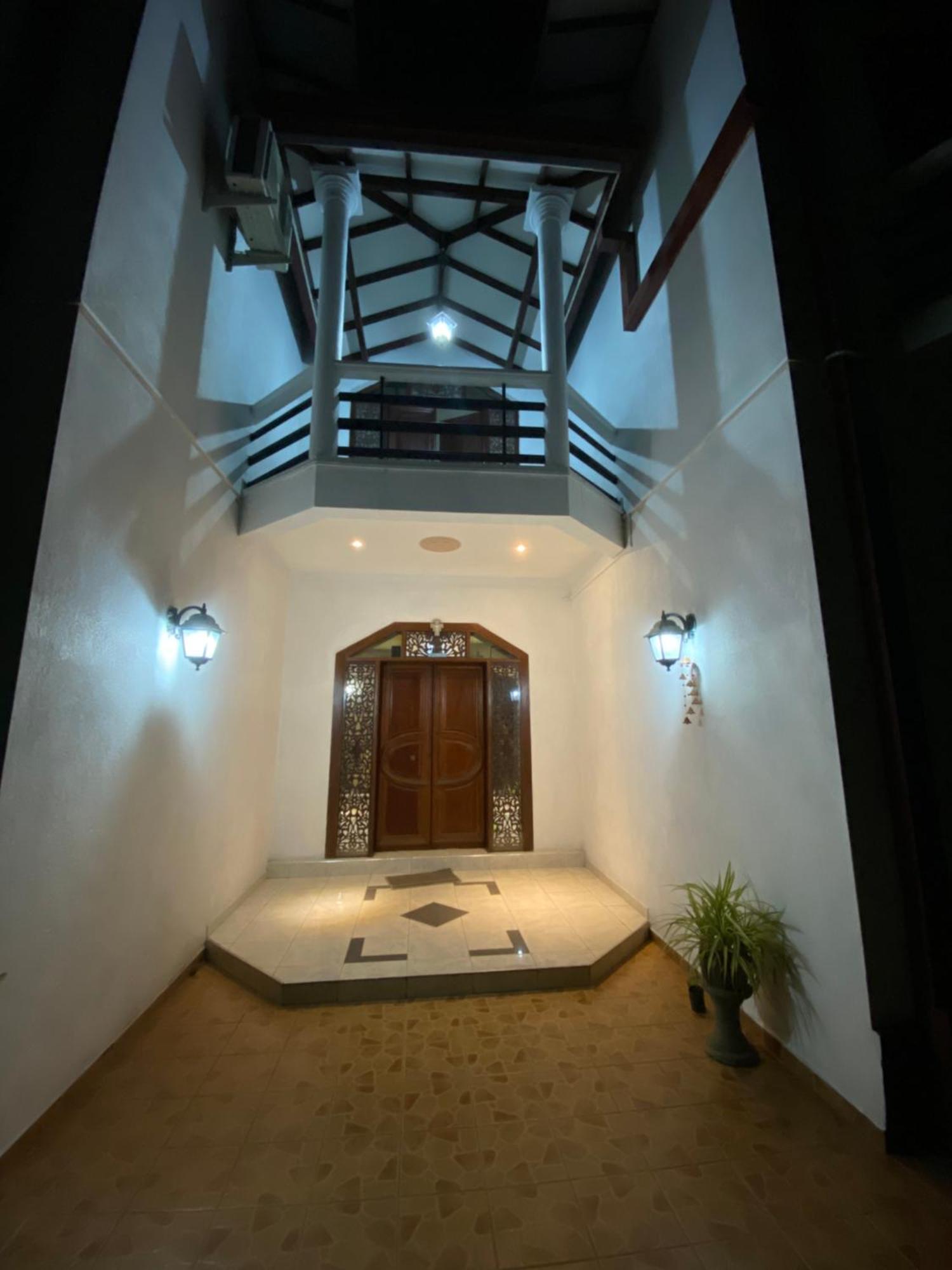 The Serene House Негомбо Екстер'єр фото